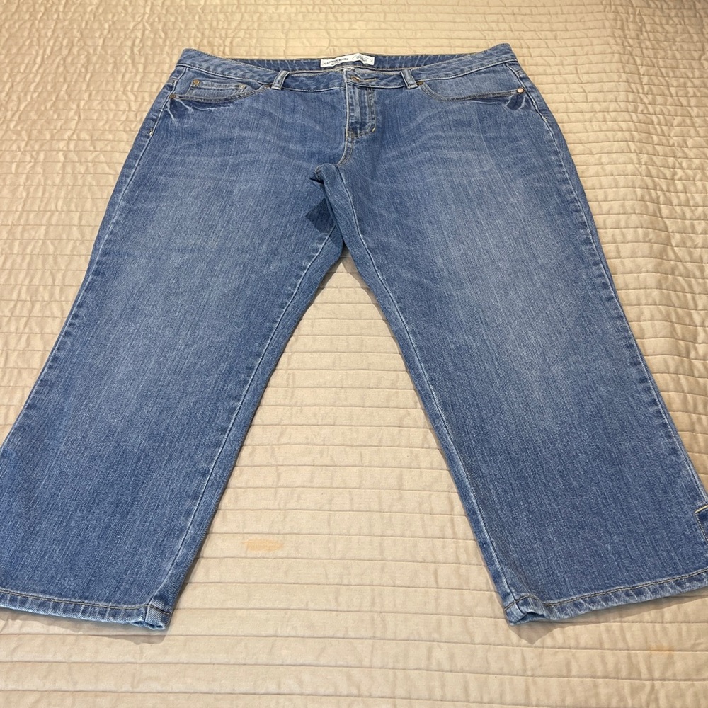 CANYON RIVER BLUES Women's SIZE SEE MEASUREMENTS FOR SIZE CROPPED PANTS